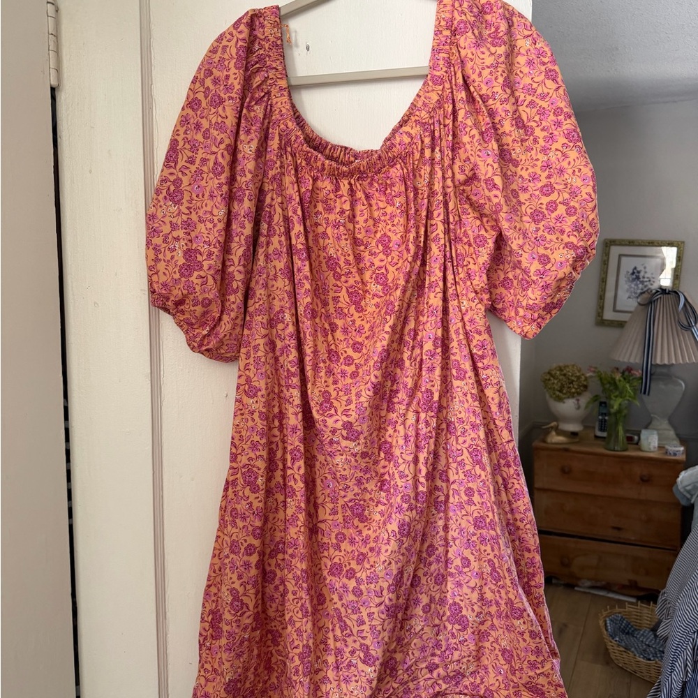 Old Navy Pink Floral Puff Sleeve Dress